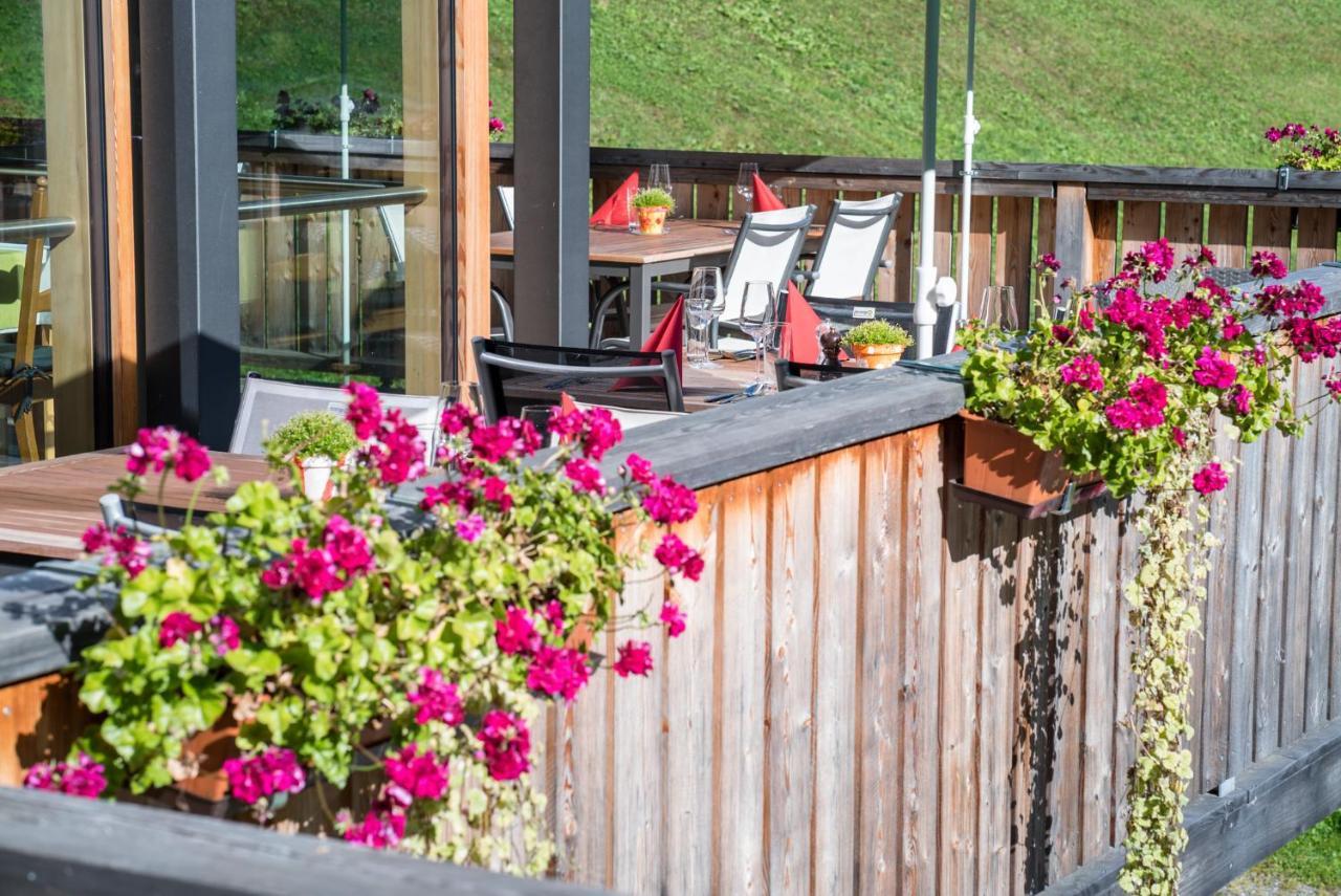 Hotel Steinbock Vals Buitenkant foto